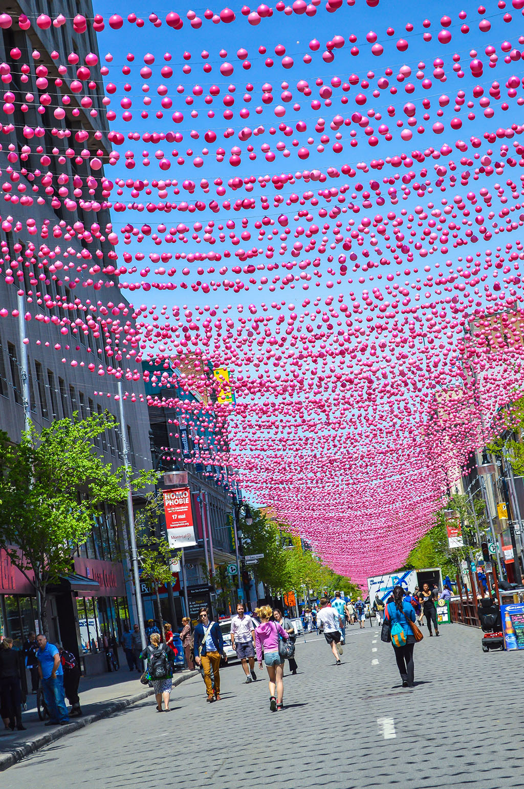 The vibrant Saint Catherine Street is closed to automobiles from May to September. Photo by Chris Bruntlett